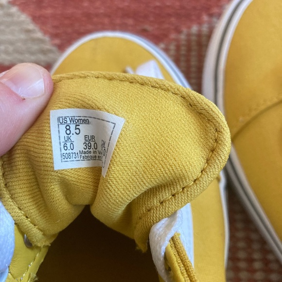 Vans Old Skool 8.5 - Picture 5 of 7